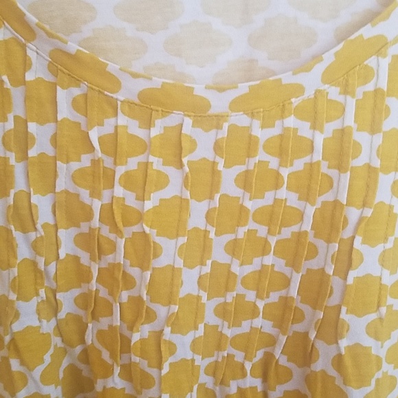 Ann Taylor Loft top - Picture 2 of 4